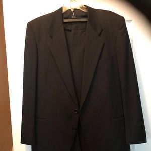 Giorgio Armani men’s suit